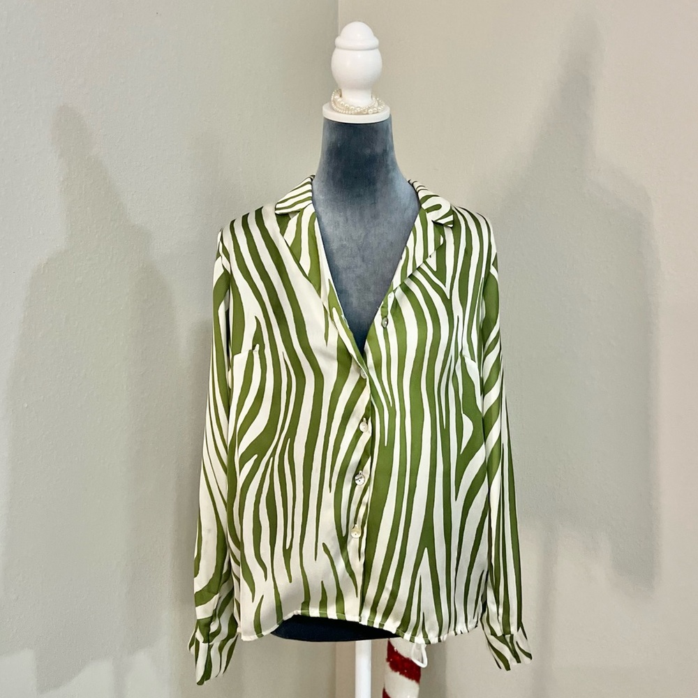 Primark Zebra Green & Ivory Button Up Shirt